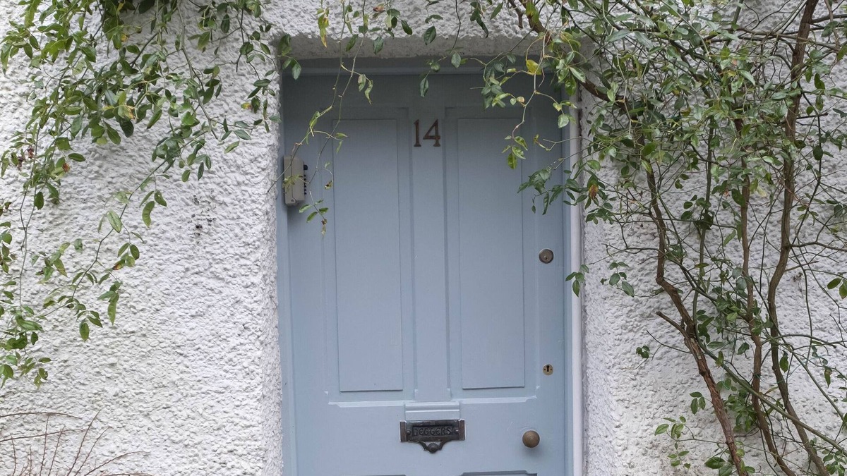 Bijou 17th Century Cottage