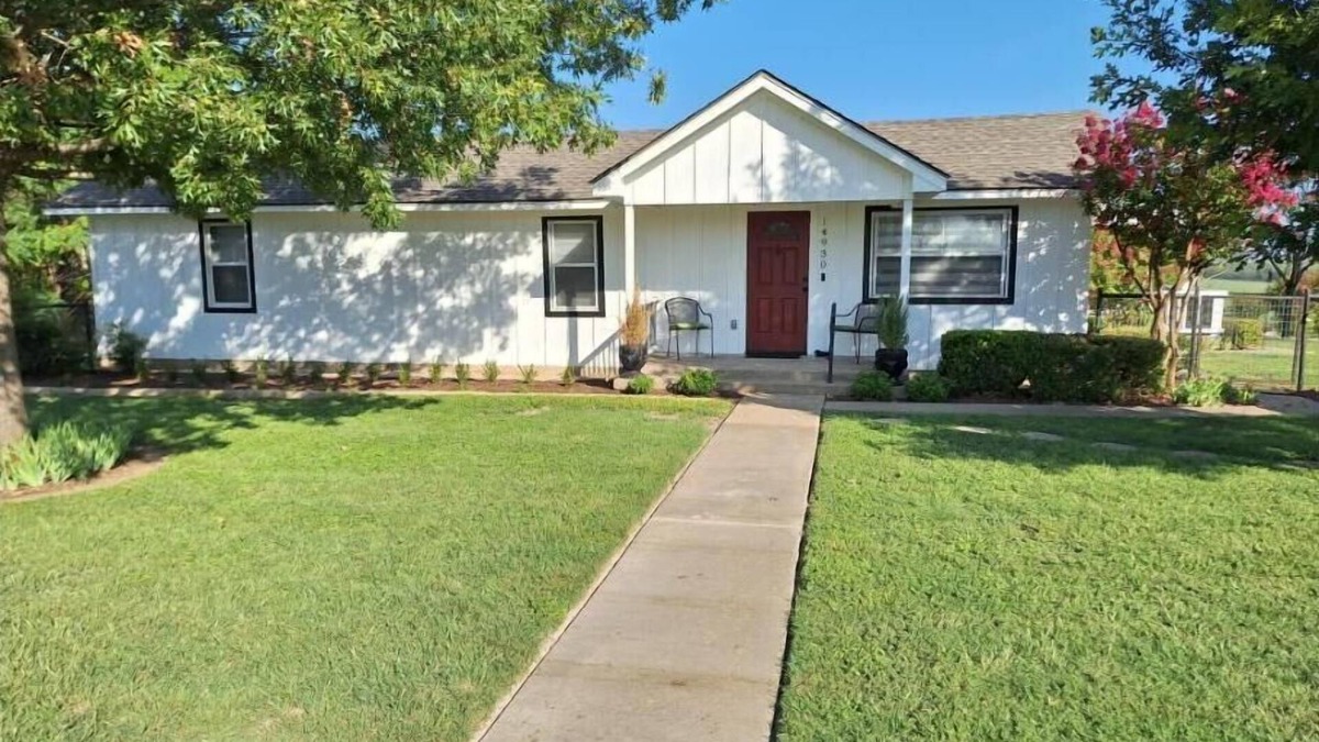 Chinaberry Cottage