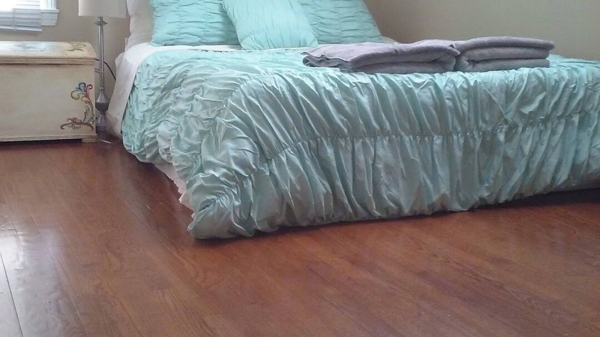 Comfy apartment room at great location in Boston