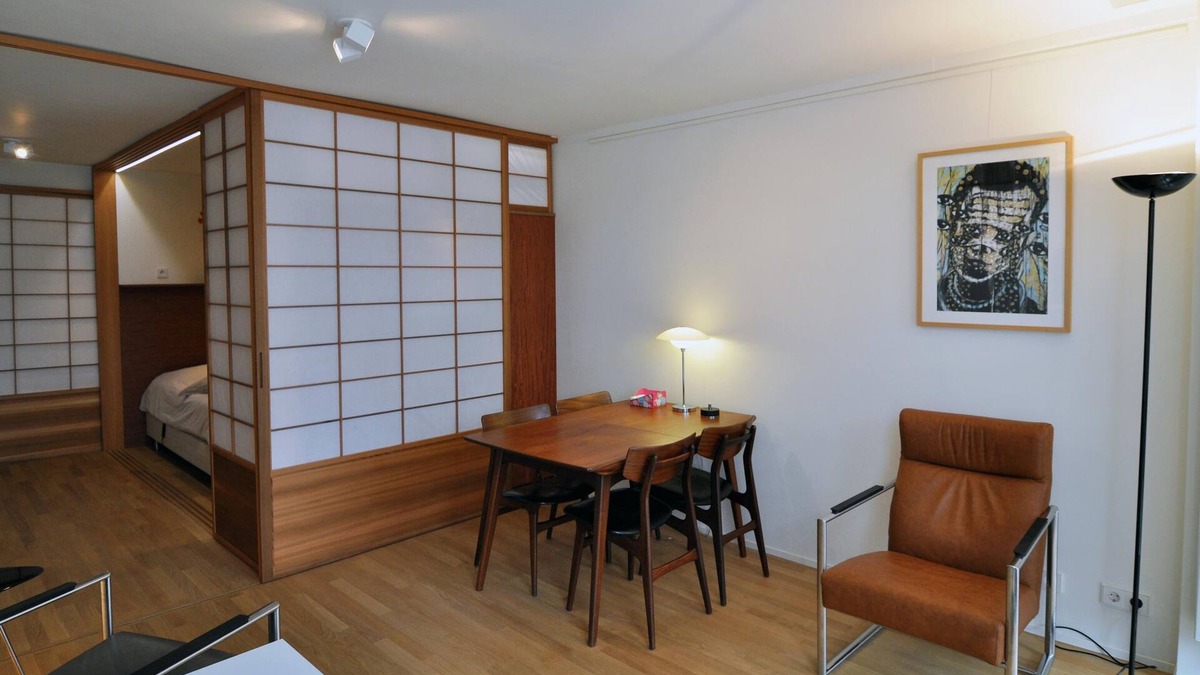 Dutch/Japanese Connection Styled Condo In Amsterdam Centre