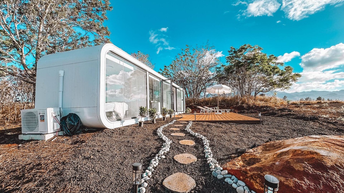 Modern Fully Off Grid Tiny Home in Haleiwa!