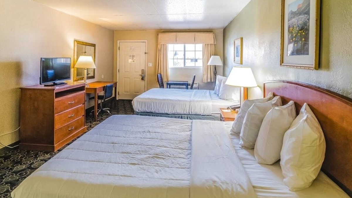 Montrose Valley Lodge