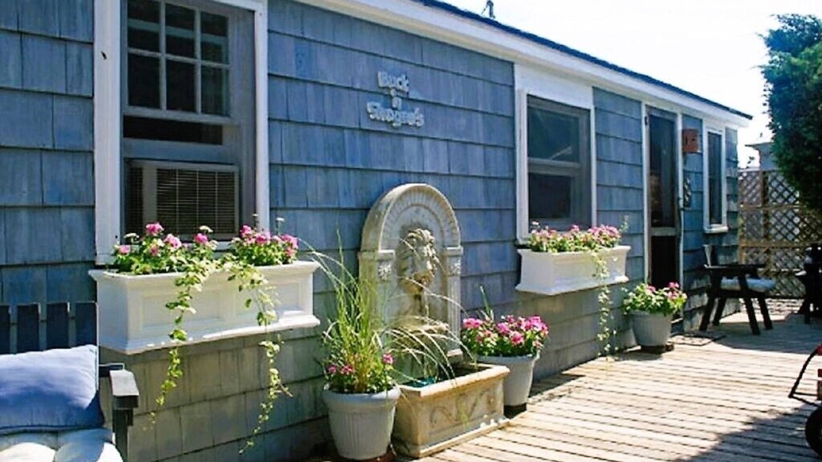 Ocean Beach Bayview Cottage