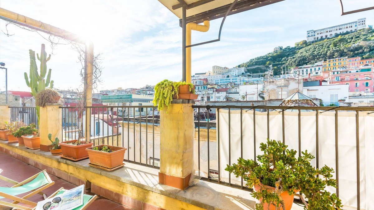 Panoramic Penthouse in Largo Baracche by Wonderful Italy
