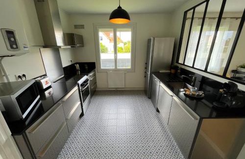 Luc-sur-Mer House | Explore Proximity to Beach & Center in Luc-sur-Mer