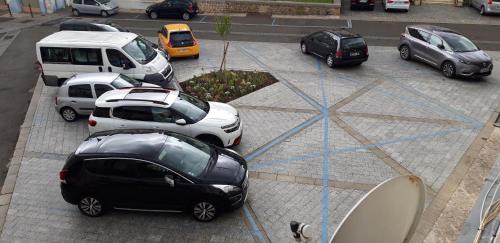 Le Lude Apartment | Conveniently Located Near Château & Circuit du Mans