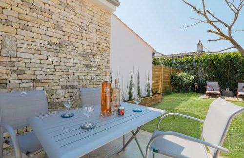 Saint-Martin-de-Re House | Family-Friendly Maison Steps from Cible Beach, Rated 8.9