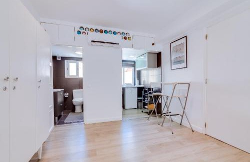 Sao Pedro House | Oceanfront À da Avó - The Guesthouse with Pet-Friendly Perks