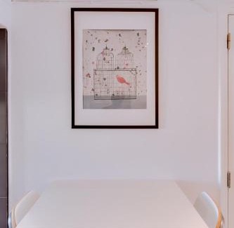 Sao Pedro House | Oceanfront À da Avó - The Guesthouse with Pet-Friendly Perks
