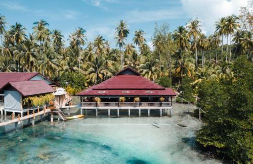 Ko Kood Bed & Breakfast | Inviting À La Koh Kood Resort with Oceanfront Amenities