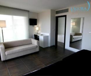 Peniscola Hotel | Relax at Ágora Spa & Resort with Oceanfront Amenities