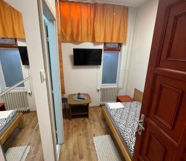 Dunaujvaros House | Discover Álom Vendèghàz: Rated 8.7/10 & Family Friendly