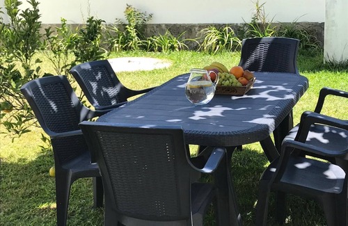 Arvore House | Relax at Árvore Cozy with Garden & Hot Tub Amenities