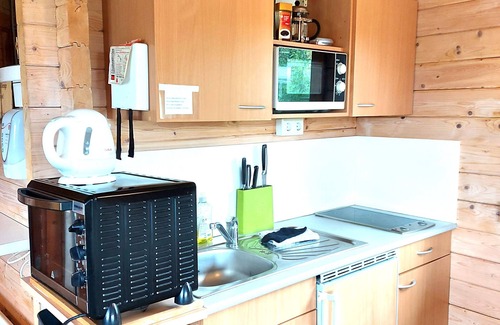 Eidar Cottage | Cozy Ásgeirsstaðir Cottages: Family-Friendly with Breakfast