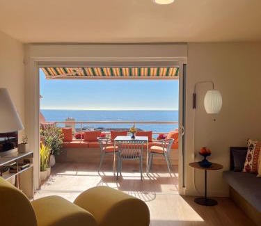 Aguadulce Apartment | Beachfront Ático in Puerto de Aguadulce - Rated 9.8/10