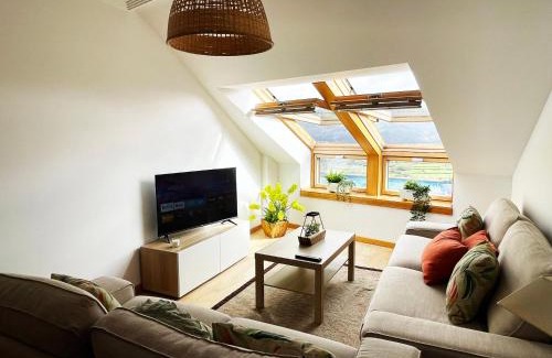 Mondariz Apartment | Stunning Ático Alquiler Mondaríz with Spectacular Views