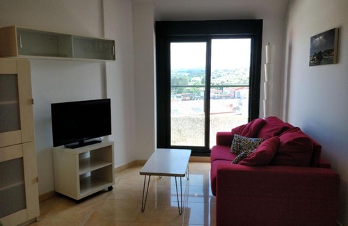 Mino Apartment | Central Miño Penthouse with Scenic Sea Views & Family-Friendly