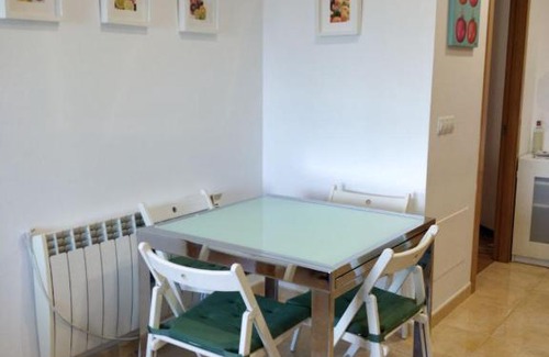 Mino Apartment | Central Miño Penthouse with Scenic Sea Views & Family-Friendly