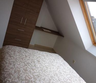 Dean Pequeno Apartment | Cozy ÁTICO EN RIBEIRA: 4-Star Stay in the Heart of Town