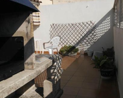 La Jota Apartment | Relaxing Ático with Terrace in La Jota - Pet Friendly Retreat
