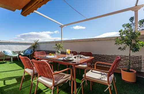 Delicias Apartment | Spacious Ático with Terrace, Parking, Pool & Free WiFi