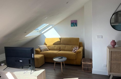 Raxo Apartment | Scenic Ático with Views in Raxó - Guest Rated 9.8/10