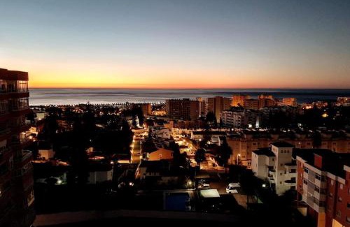 Carihuela Apartment | Scenic Penthouse Retreat with Pool in Torremolinos