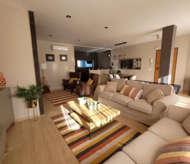 Pego Apartment | Family-Friendly Duplex with Oceanfront Views Near Dénia