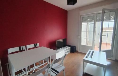 Talavera de la Reina Apartment | Discover Ático DeCasBri: Pet-Friendly Retreat with Pool