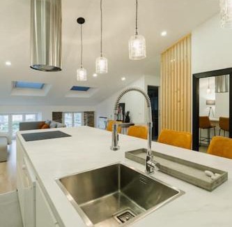 Lugo Apartment | Cozy Ático Isabel by the Roman Wall, Rated 9.5/10