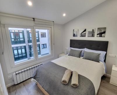 La Coruna Apartment | Serene Ático Merced: Family-Friendly Retreat Awaits