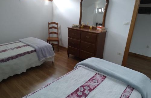 Xinzo de Limia Apartment | Guest Rated Ático Rosita: Ideal for Families on Camino de Santiago