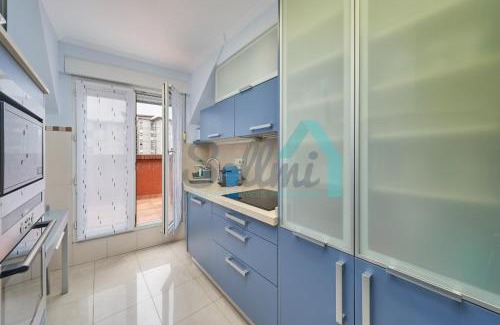 Oviedo City Centre Apartment | Guest Rated 9.8: Ático Salesas for Family-Friendly Stays