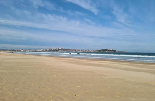 Somo Apartment | Oceanfront Ático Somo Beach: Pet-Friendly Paradise Awaits