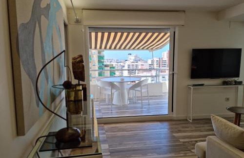 Grau i Platja Apartment | Oceanfront Ático Zeus: Guest Rated 9.9 & Family Friendly