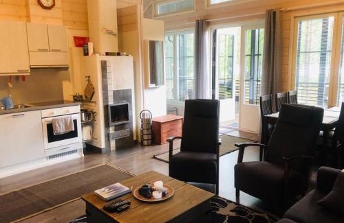 Ahtari House | Discover Ähtärin lomamökit - ONNI Mökki for Family Getaways