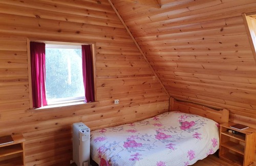 Jogeva County House | Discover Äksi Külalistemaja: Family & Pet-Friendly Retreat