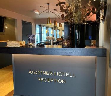 Fjell Hotel | Discover Ågotnes Hotell & Motell: Pet-Friendly Comfort