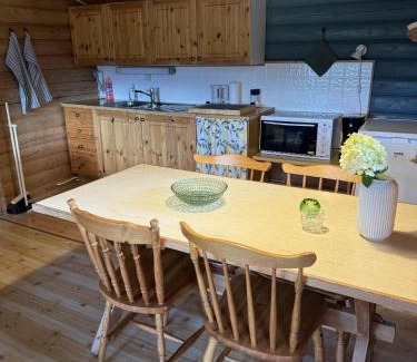 Andalsnes Apartment | Discover Åndalsnes Hytteutleie: Pet-Friendly Retreat