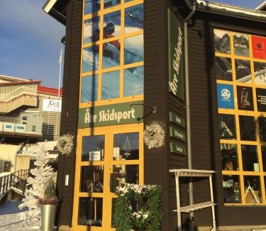 Are Apartment | Pet-Friendly Åre Travel Center with Breakfast Included