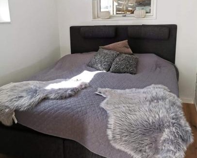 Haninge Villa | Pet-Friendly Getaway at Årsta Strand - Family Approved!