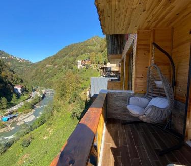 Cayirduzu Bed & Breakfast | Pet-Friendly Retreat at Çamankasuit with Hot Tub Bliss