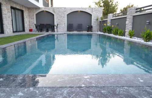 Cesme Villa | Discover Luxury at Çeşme Boyalık with Pool & Family Fun