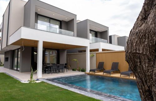 Cesme Villa | Indulge in Çeşme’s Premier 4-Star Hotel with Pool Access