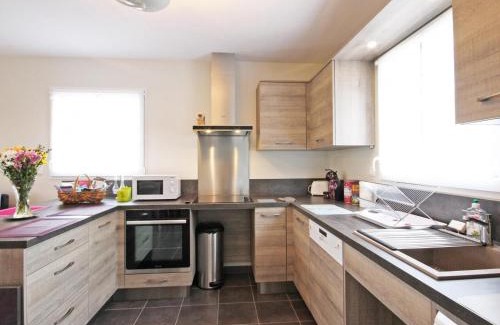 Saint-Martin-d'Ecublei House | Cozy Écogîte with Private Garden Near L'Aigle Forest