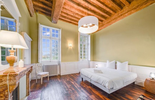 Breteniere House | Exclusive Stay in a Château: Family-Friendly Elegance