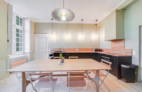 Breteniere House | Exclusive Stay in a Château: Family-Friendly Elegance