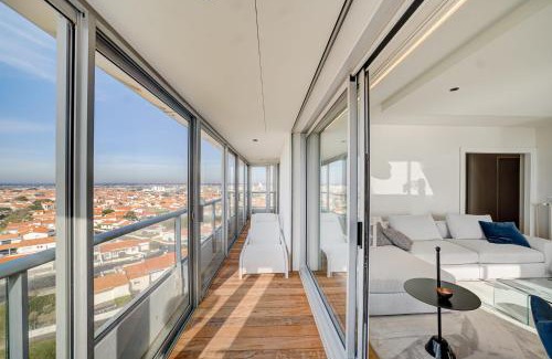 Les Sables d'Olonne Apartment | Élégant Penthouse avec Vue Mer Double Garage