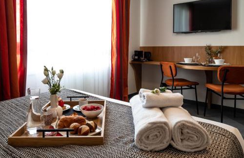 European Quarter Apartment | Elegant Studio Near Parliament with Family-Friendly Amenities