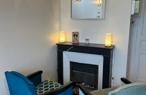 Quartier de la Maison-Blanche Apartment | Experience Unique Elegance in a Child-Friendly Studio